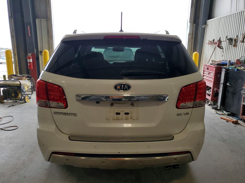 2013 Kia Sorento მანქანა იყიდება აუქციონზე, vin: 5XYKWDA2XDG325141, აუქციონის ნომერი: 58778246