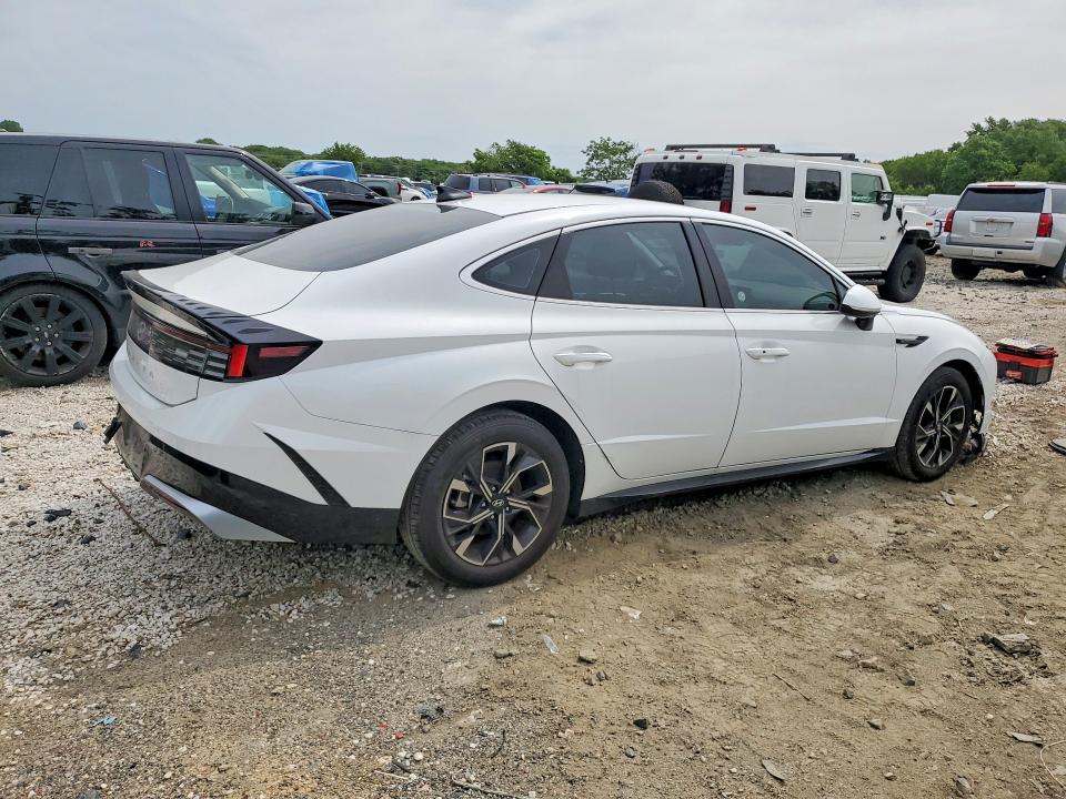 2025 Hyundai Sonata მანქანა იყიდება აუქციონზე, vin: KMHL64JA8SA506551, აუქციონის ნომერი: 58003466