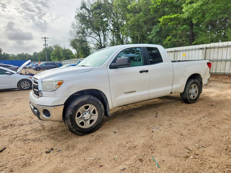 Продаж на аукціоні авто 2013 Toyota Tundra, vin: 5TFUM5F15DX043927, номер лоту: 57691046