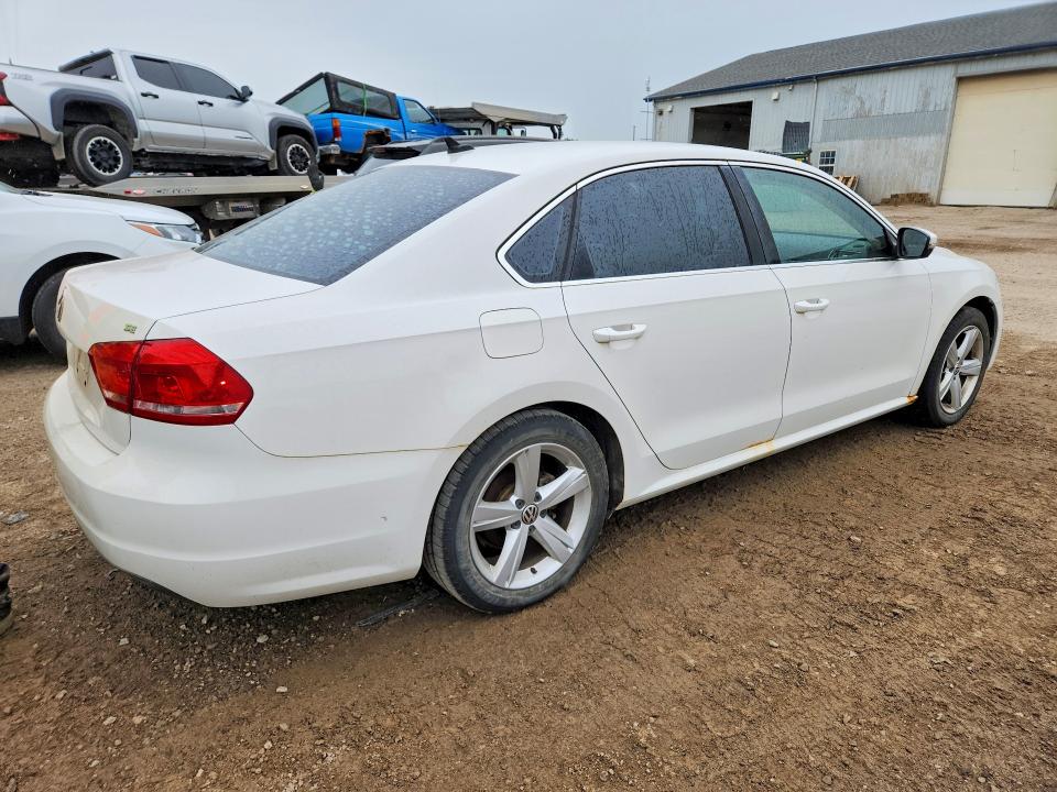 57918296 :رقم المزاد ، 1VWBH7A37DC004759 vin ، 2013 Volkswagen Passat مزاد بيع