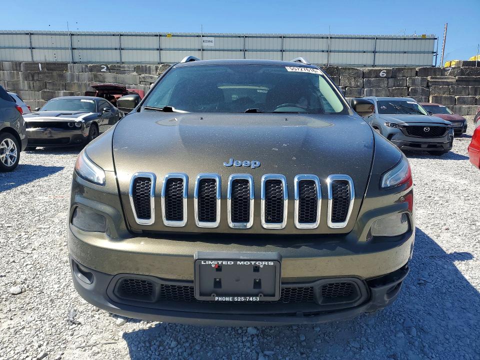 55727616 :رقم المزاد ، 1C4PJMCS6FW665331 vin ، 2015 Jeep Cherokee مزاد بيع