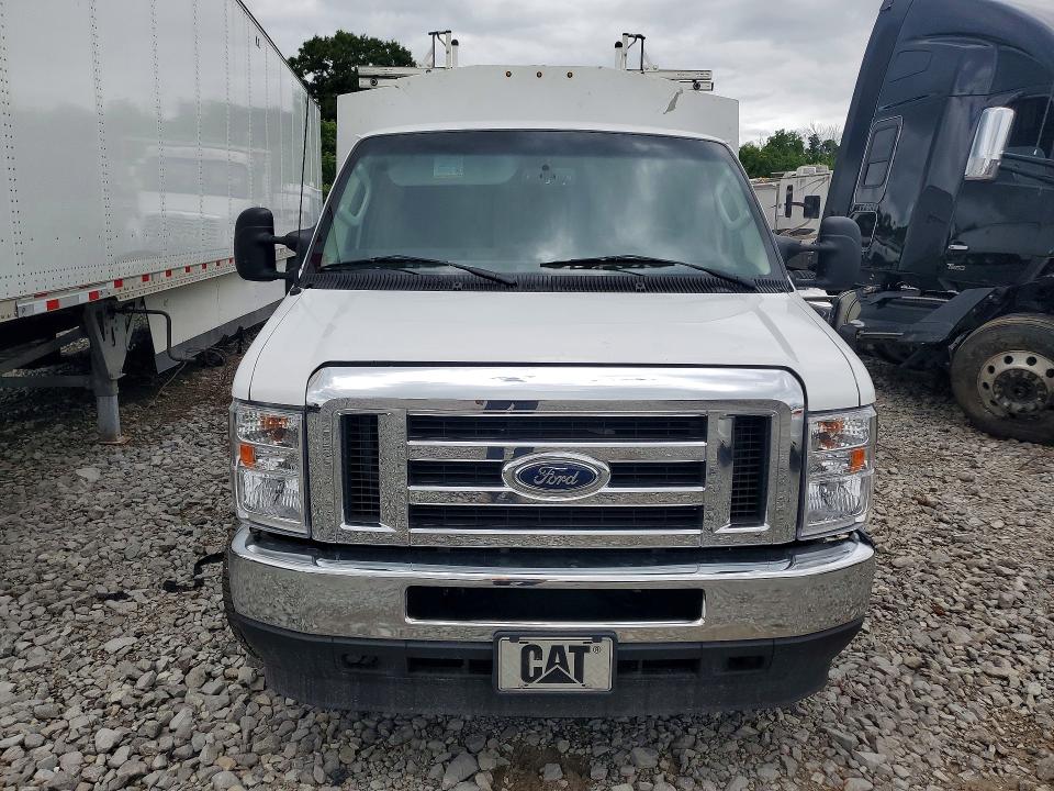 2024 Ford Econoline მანქანა იყიდება აუქციონზე, vin: 1FDWE3FN0RDD11462, აუქციონის ნომერი: 58191656