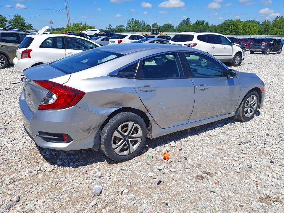 Продажа на аукционе авто 2018 Honda Civic, vin: 19XFC2F51JE026194, номер лота: 56857626