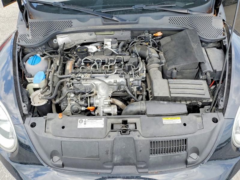 56623346 :رقم المزاد ، 3VW5L7AT3DM831863 vin ، 2013 Volkswagen Beetle مزاد بيع