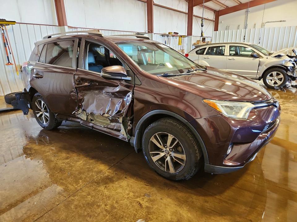 Aukcja sprzedaży 2018 Toyota Rav4, vin: 2T3RFREV5JW826788, numer aukcji: 55602036