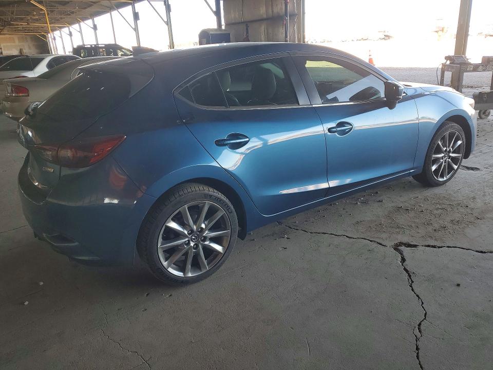 Продаж на аукціоні авто 2018 Mazda 3, vin: 3MZBN1M32JM202225, номер лоту: 56698886