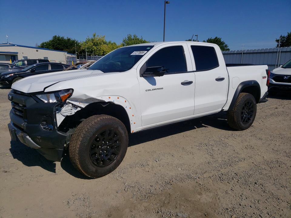 Auction sale of the 2026 Chevrolet Colorado, vin: 1GCPTEEK0T1104113, lot number: 57270686