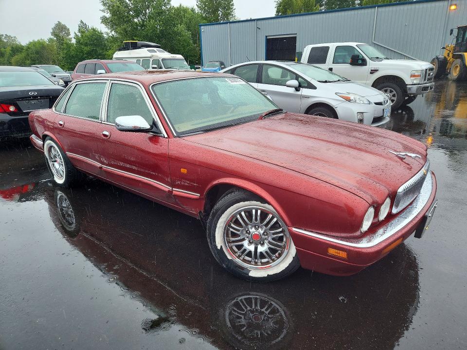 Продажа на аукционе авто 1995 Jaguar Vandenplas, vin: SAJKX1748SC723259, номер лота: 56308216