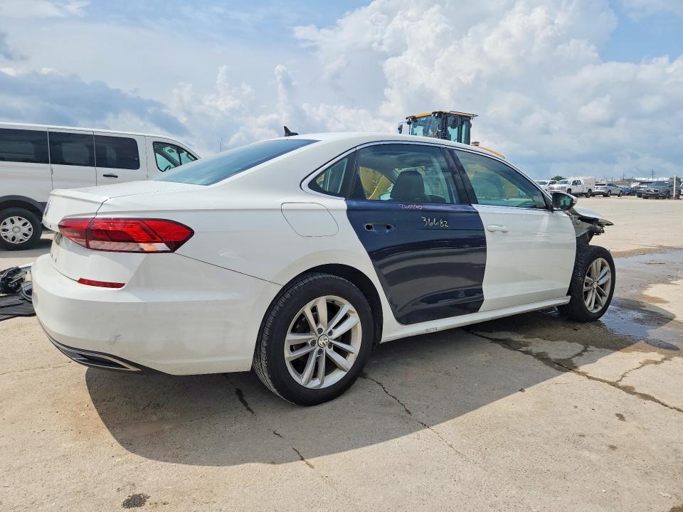 Продажа на аукционе авто 2020 Volkswagen Passat, vin: 1VWWA7A3XLC005957, номер лота: 58626406