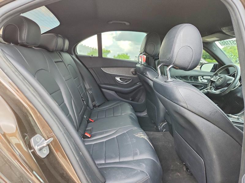 57251186 :رقم المزاد ، 55SWF4JB0HU224543 vin ، 2017 Mercedes-benz C مزاد بيع