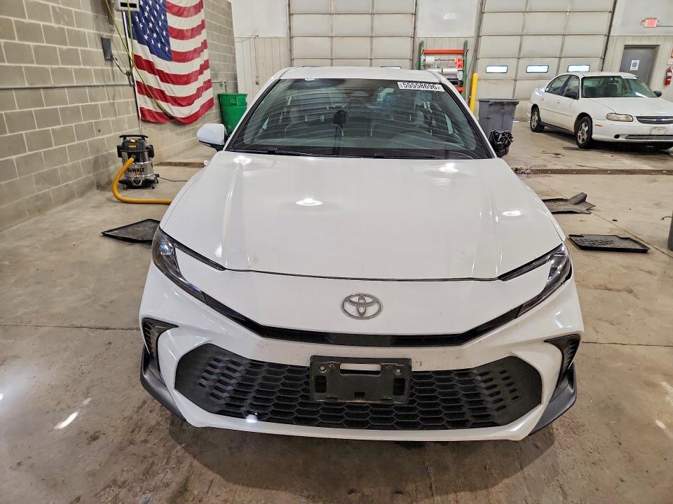 55558696 :رقم المزاد ، 4T1DAACK6SU038650 vin ، 2025 Toyota Camry مزاد بيع