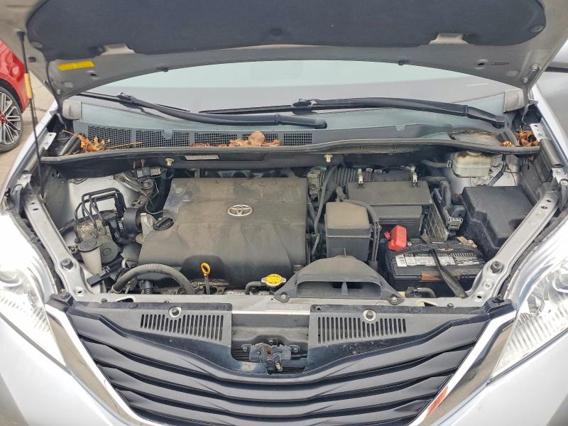 2011 Toyota Sienna მანქანა იყიდება აუქციონზე, vin: 5TDKK3DC5BS163915, აუქციონის ნომერი: 56028226