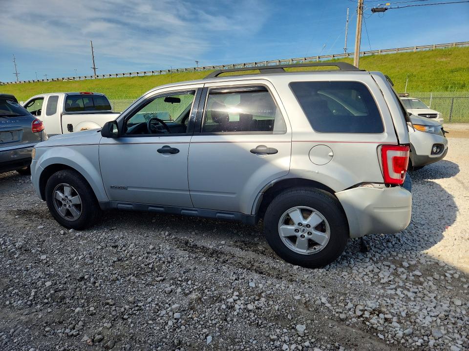 55963636 :رقم المزاد ، 1FMCU93ZX8KA61822 vin ، 2008 Ford Escape مزاد بيع
