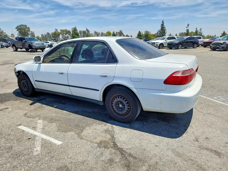 Продажа на аукционе авто 1999 Honda Accord, vin: 1HGCG5548XA152373, номер лота: 55843746