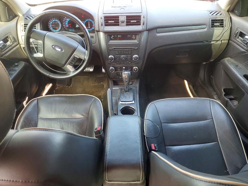 56951956 :رقم المزاد ، 3FAHP0JG2BR170086 vin ، 2011 Ford Fusion مزاد بيع