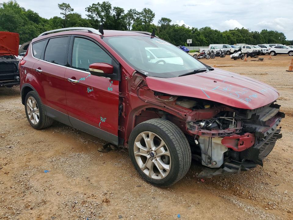 56794236 :رقم المزاد ، 1FMCU0JX4FUA47042 vin ، 2015 Ford Escape مزاد بيع
