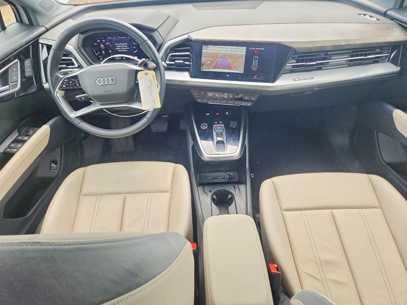55569366 :رقم المزاد ، WA1H2BFZ5NP030408 vin ، 2022 Audi Q4 E-tron مزاد بيع
