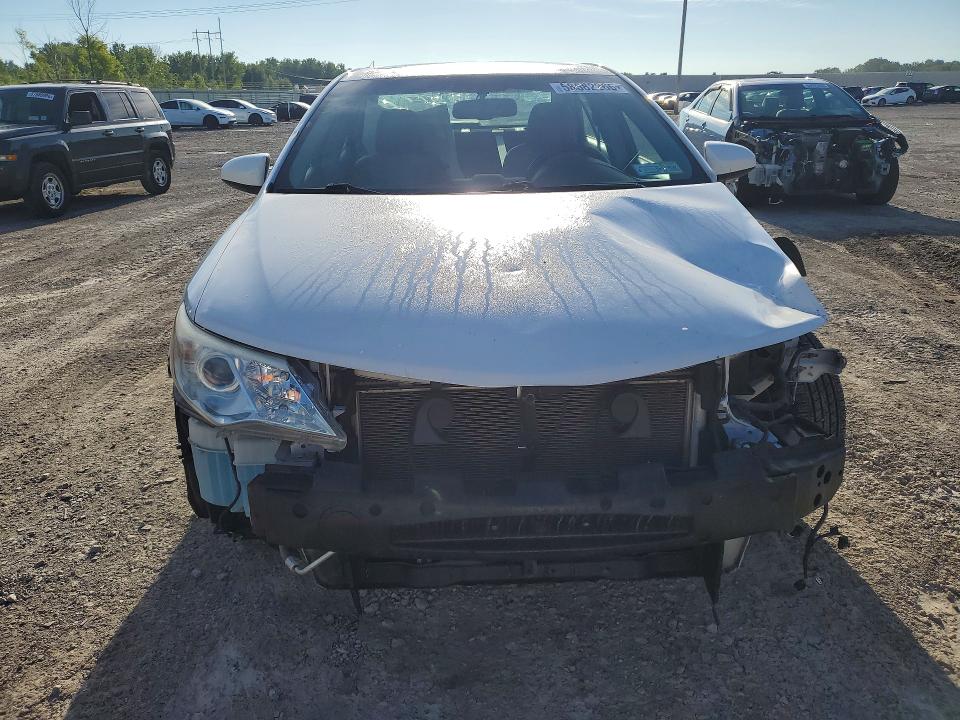 58582266 :رقم المزاد ، 4T4BF1FK5ER395350 vin ، 2014 Toyota Camry مزاد بيع