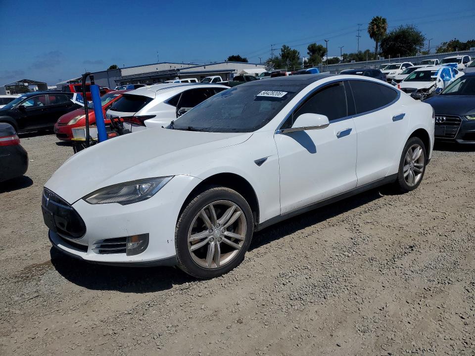 Продажа на аукционе авто 2013 Tesla Model S, vin: 5YJSA1CP6DFP21175, номер лота: 58428206