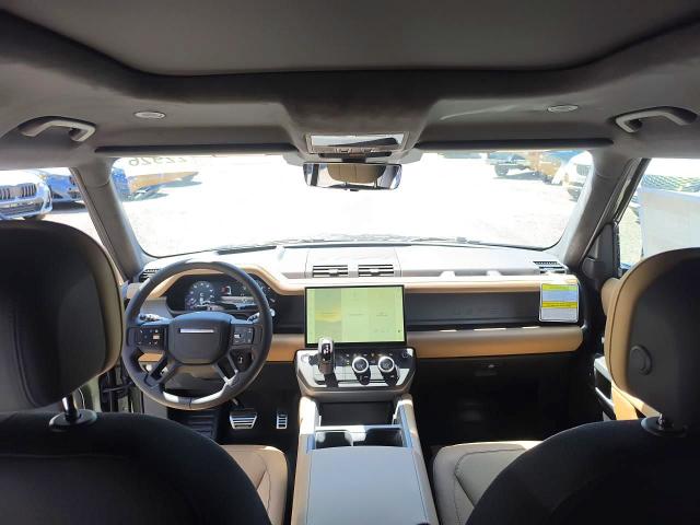 55633716 :رقم المزاد ، SALEXFEU8T2603618 vin ، 2026 Land Rover Defender مزاد بيع