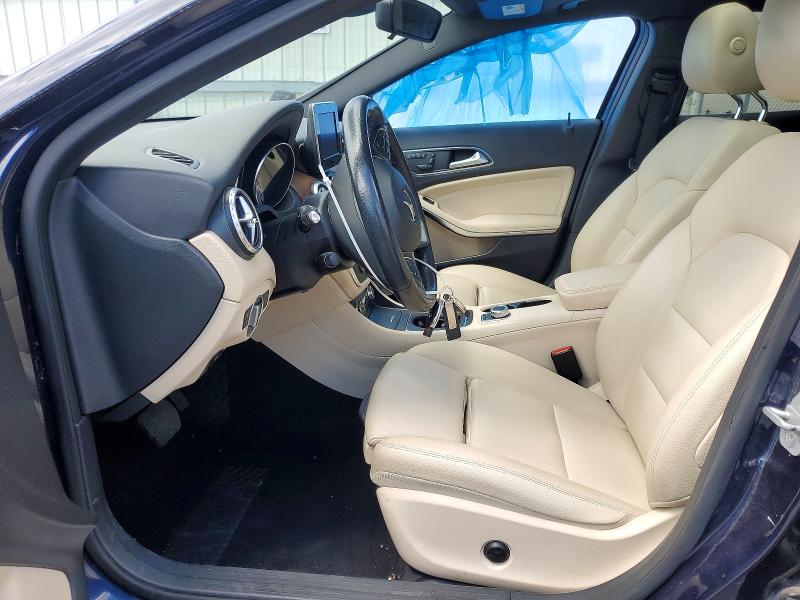 55649176 :رقم المزاد ، WDCTG4EB6HJ345835 vin ، 2017 Mercedes-benz Gla مزاد بيع