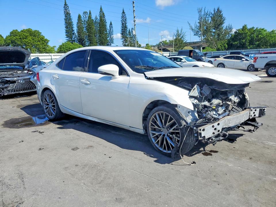 59140016 :رقم المزاد ، JTHBA1D28H5050469 vin ، 2017 Lexus Is مزاد بيع