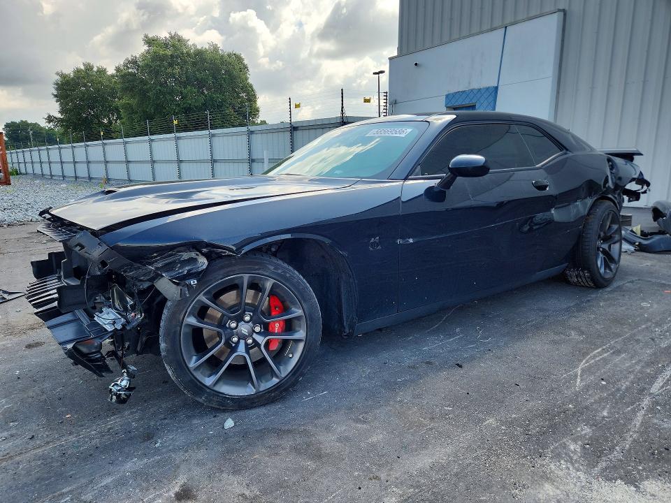 58569586 :رقم المزاد ، 2C3CDZFJ0NH254823 vin ، 2022 Dodge Challenger مزاد بيع
