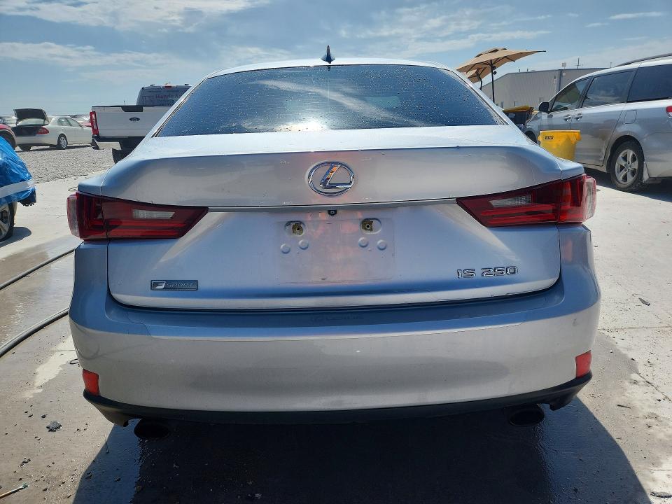 57247576 :رقم المزاد ، JTHBF1D26F5051764 vin ، 2015 Lexus Is مزاد بيع