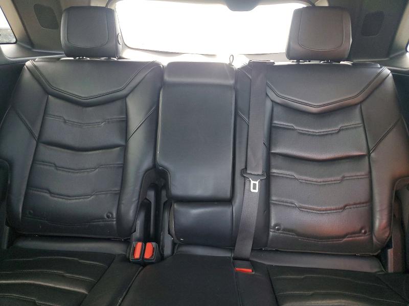 57437016 :رقم المزاد ، 1GYKNFRS7HZ226474 vin ، 2017 Cadillac Xt5 مزاد بيع