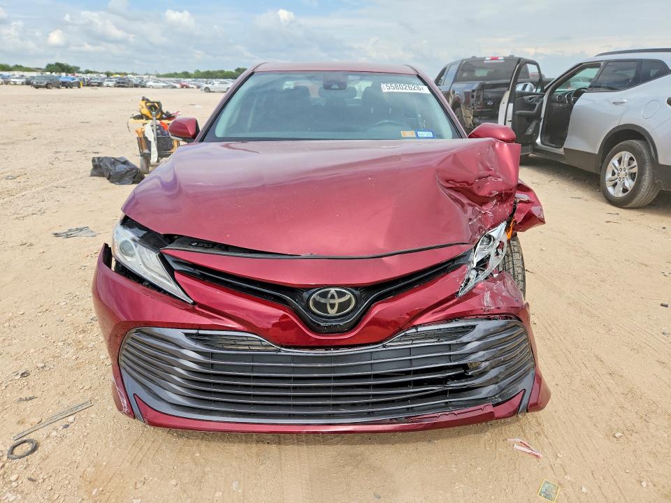Продажа на аукционе авто 2019 Toyota Camry, vin: 4T1B11HK0KU703462, номер лота: 55802626