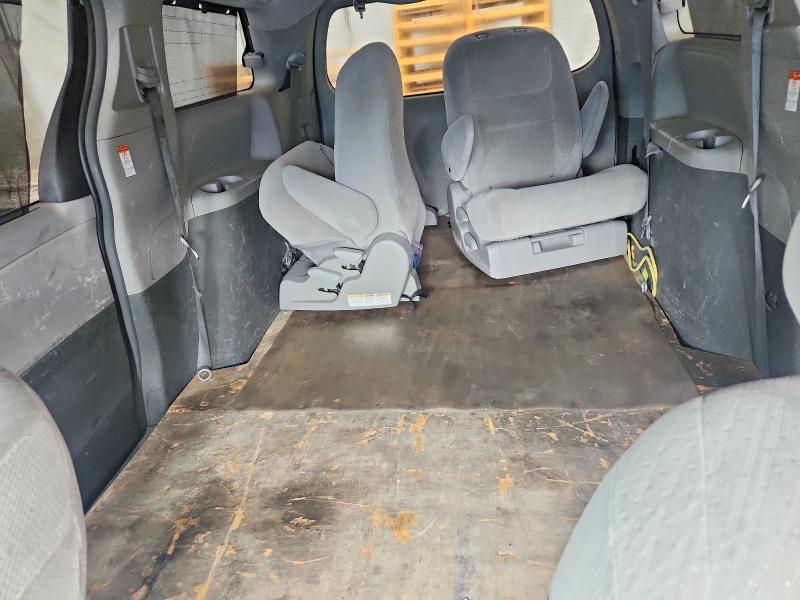 Продаж на аукціоні авто 2017 Toyota Sienna, vin: 5TDKZ3DC8HS863657, номер лоту: 57869146