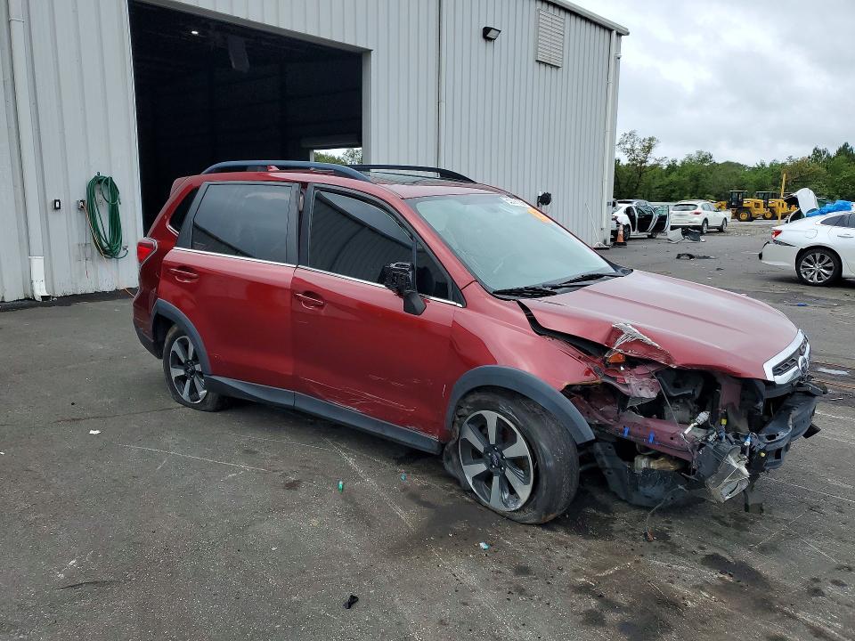 55597036 :رقم المزاد ، JF2SJARC9JH525524 vin ، 2018 Subaru Forester مزاد بيع