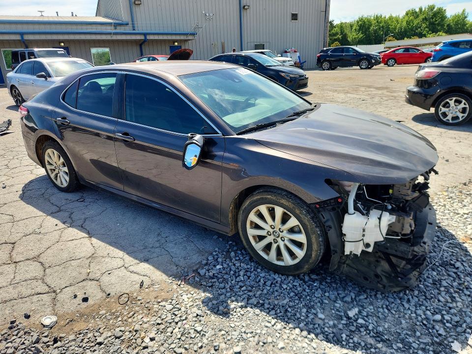 Продажа на аукционе авто 2019 Toyota Camry, vin: 4T1B11HK3KU852934, номер лота: 57532176