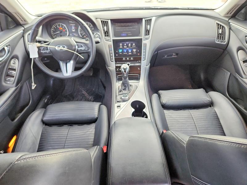 56551106 :رقم المزاد ، JN1EV7AP9JM361252 vin ، 2018 Infiniti Q50 مزاد بيع