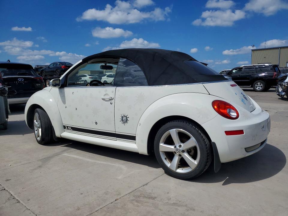 57825866 :رقم المزاد ، 3VWFF31Y17M420854 vin ، 2007 Volkswagen New Beetle مزاد بيع