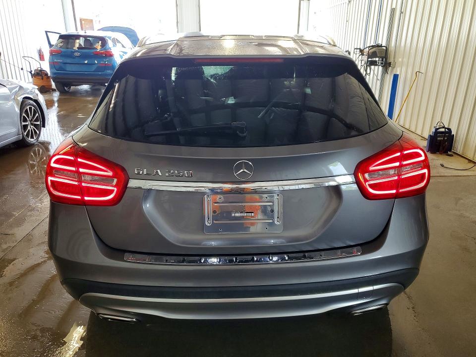 56866686 :رقم المزاد ، WDCTG4EB6FJ138357 vin ، 2015 Mercedes-benz Gla مزاد بيع