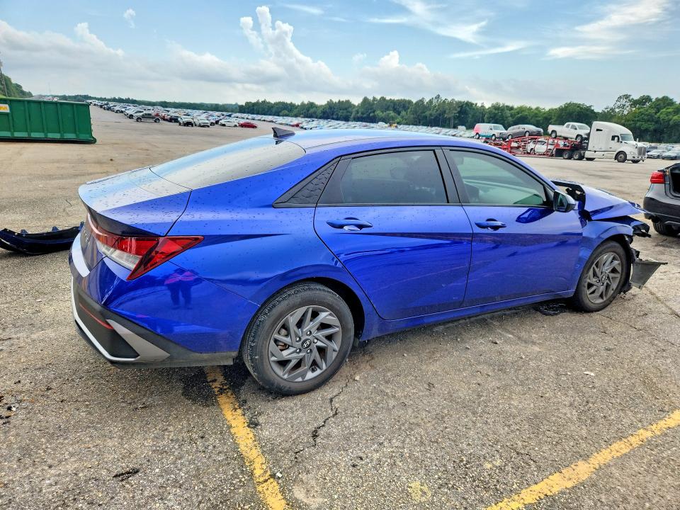 57944766 :رقم المزاد ، KMHLM4DG8RU807531 vin ، 2024 Hyundai Elantra مزاد بيع