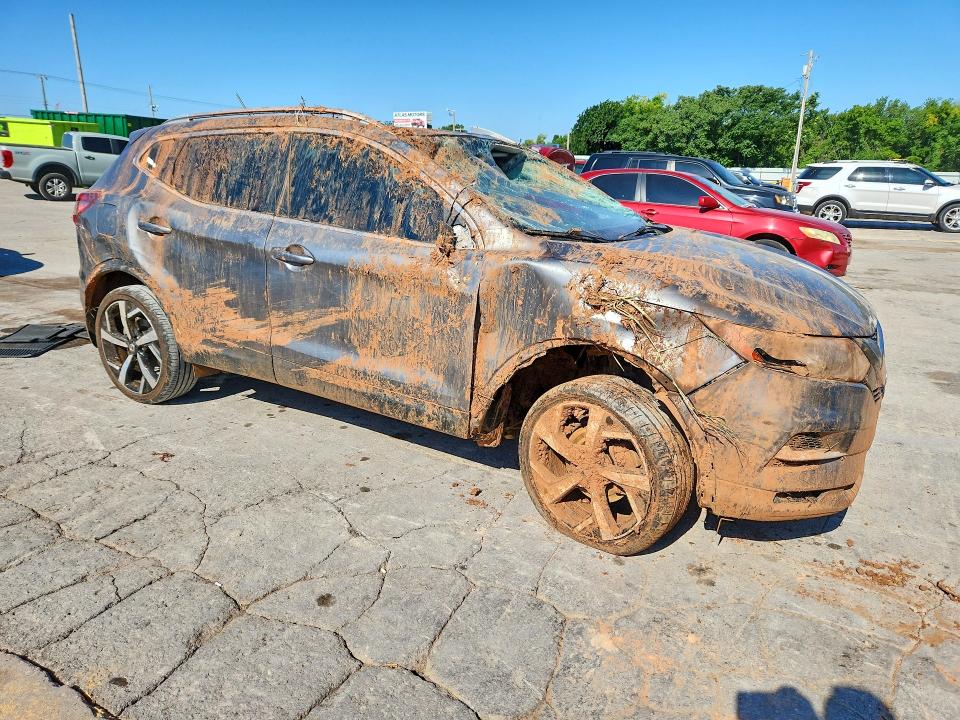 2022 Nissan Rogue Sport მანქანა იყიდება აუქციონზე, vin: JN1BJ1CV4NW581559, აუქციონის ნომერი: 57779556