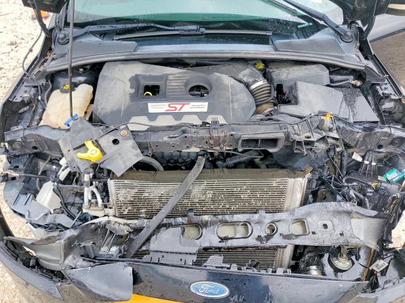 57832196 :رقم المزاد ، 1FADP3L90GL402270 vin ، 2016 Ford Focus مزاد بيع
