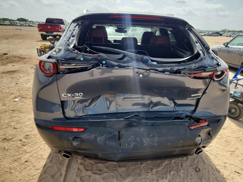 2022 Mazda Cx-30 მანქანა იყიდება აუქციონზე, vin: 3MVDMBCLXNM415627, აუქციონის ნომერი: 56866246