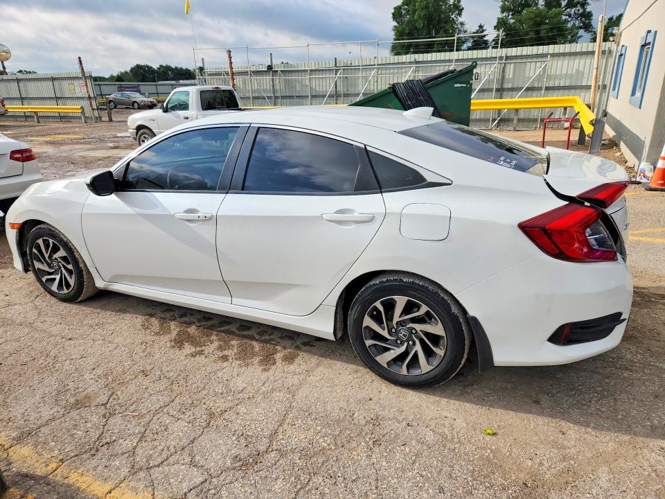Продаж на аукціоні авто 2018 Honda Civic, vin: 19XFC2F71JE039089, номер лоту: 56290246