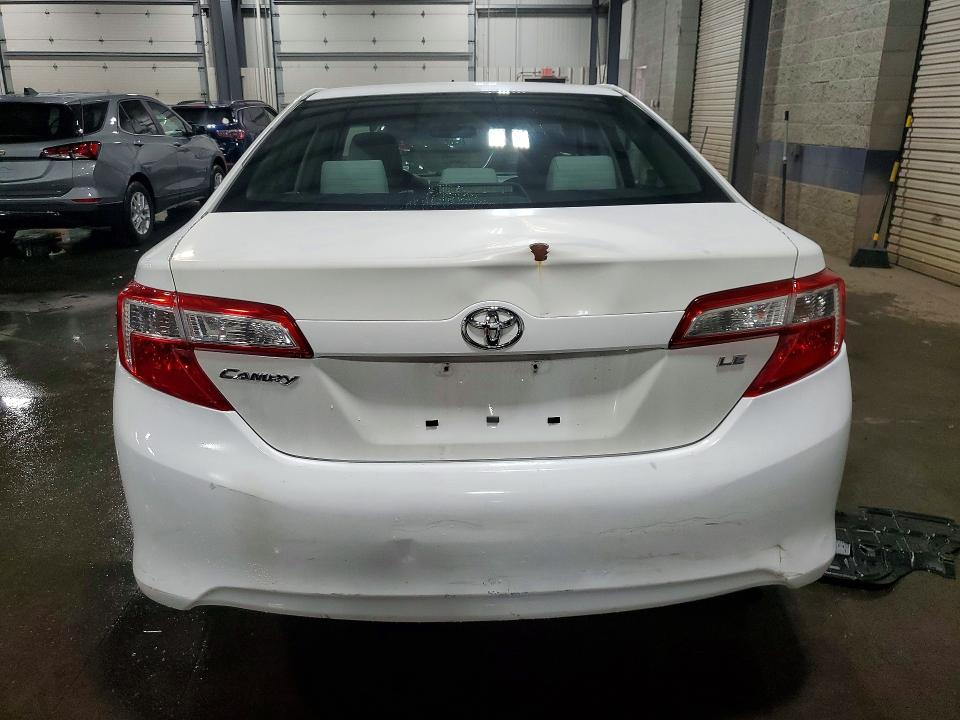 2014 Toyota Camry მანქანა იყიდება აუქციონზე, vin: 4T4BF1FK9ER348600, აუქციონის ნომერი: 55610686