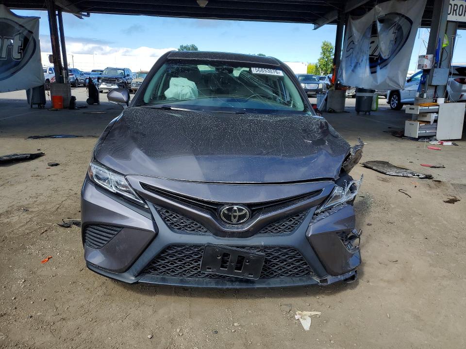 Продажа на аукционе авто 2018 Toyota Camry, vin: 4T1B11HK2JU157892, номер лота: 56893076