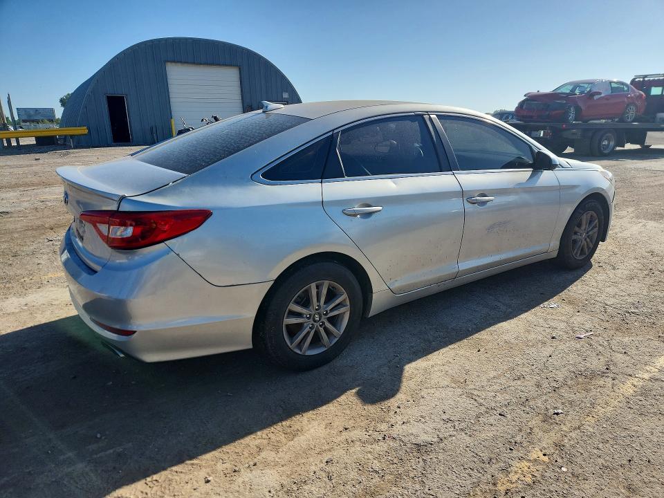 2015 Hyundai Sonata მანქანა იყიდება აუქციონზე, vin: 5NPE24AF9FH137895, აუქციონის ნომერი: 57242886