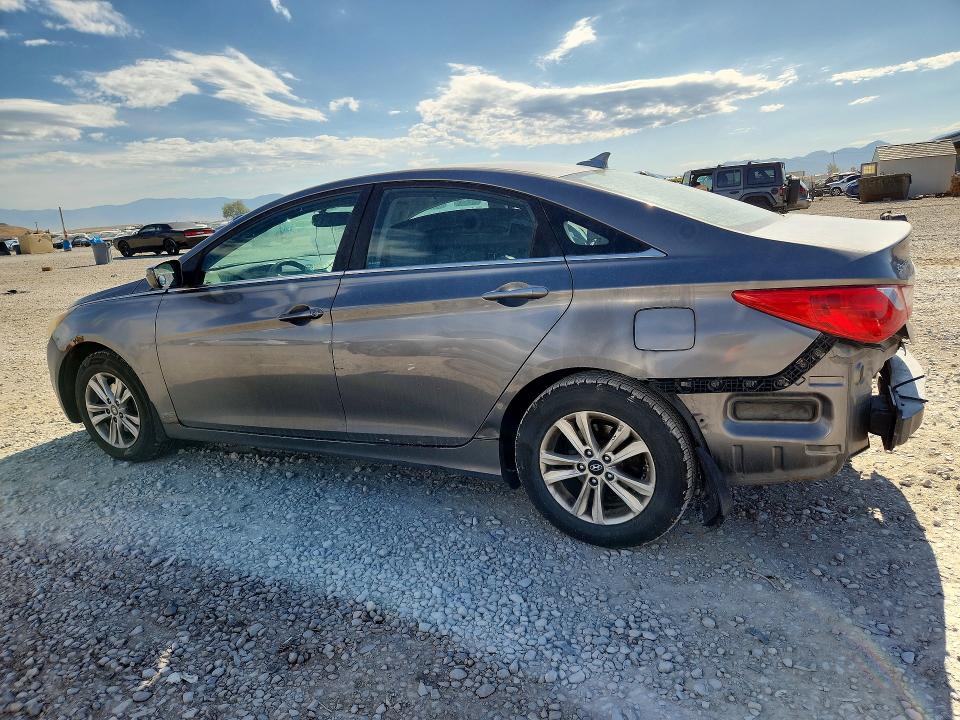 58832726 :رقم المزاد ، 5NPEB4AC1BH128043 vin ، 2011 Hyundai Sonata مزاد بيع