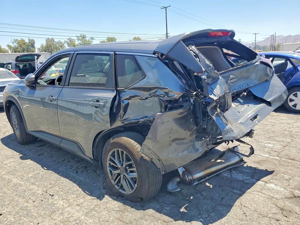 58100716 :رقم المزاد ، 5N1BT3BA3TC775317 vin ، 2026 Nissan Rogue مزاد بيع