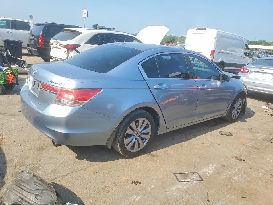 59085336 :رقم المزاد ، 1HGCP2F86BA120689 vin ، 2011 Honda Accord مزاد بيع