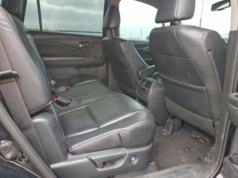 Продаж на аукціоні авто 2017 Honda Pilot, vin: 5FNYF5H57HB007605, номер лоту: 56178086
