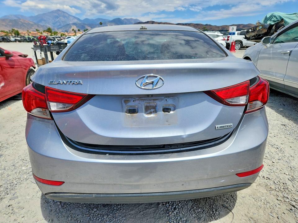 57189426 :رقم المزاد ، 5NPDH4AE9FH596569 vin ، 2015 Hyundai Elantra مزاد بيع