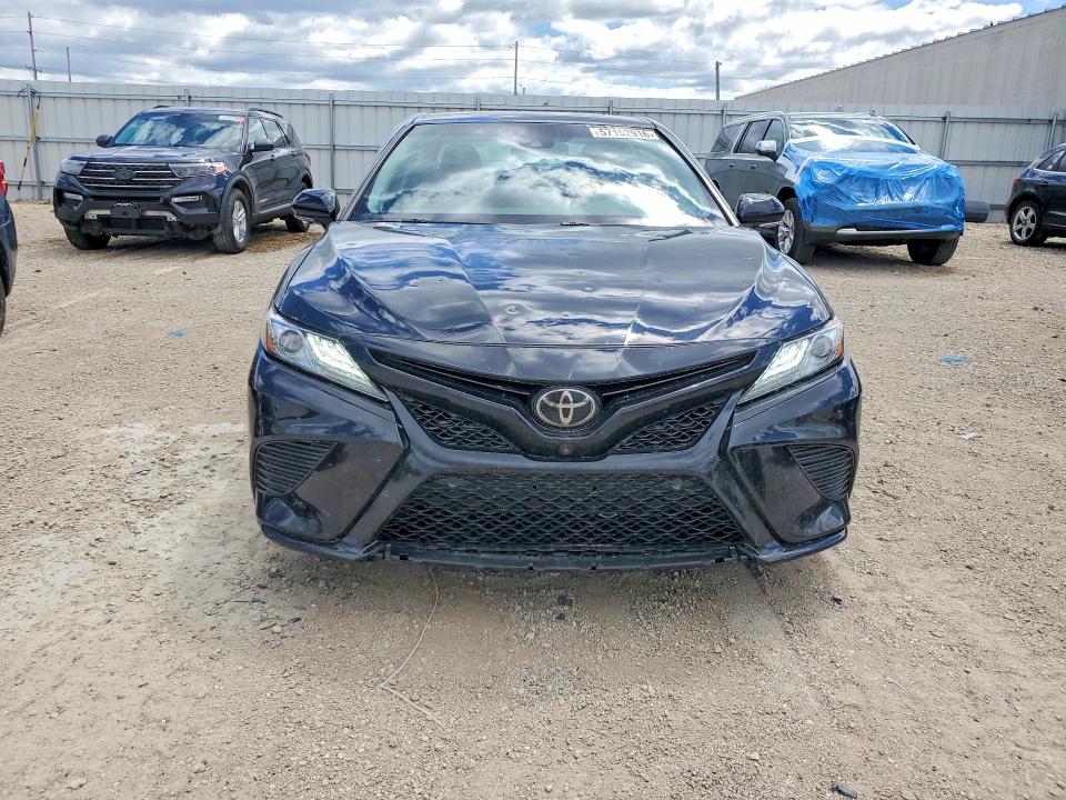 Продажа на аукционе авто 2018 Toyota Camry, vin: 4T1BZ1HK4JU013480, номер лота: 57152916